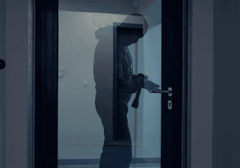 영업 종료 후 도난 시도가 걱정돼요